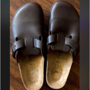 Betula Birkenstock Shoes- mahogany- worn twice.